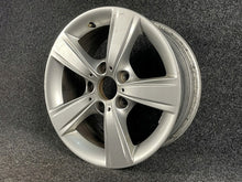 Laden Sie das Bild in den Galerie-Viewer, 1x Alufelge 16 Zoll 7.0" 5x112 40ET 6796199 BMW F21 F20 Rim Wheel FEL7722765819lf