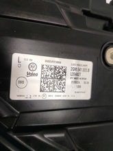 Laden Sie das Bild in den Galerie-Viewer, Frontscheinwerfer VW T-Cross 2GM941005B LED Links Scheinwerfer Headlight