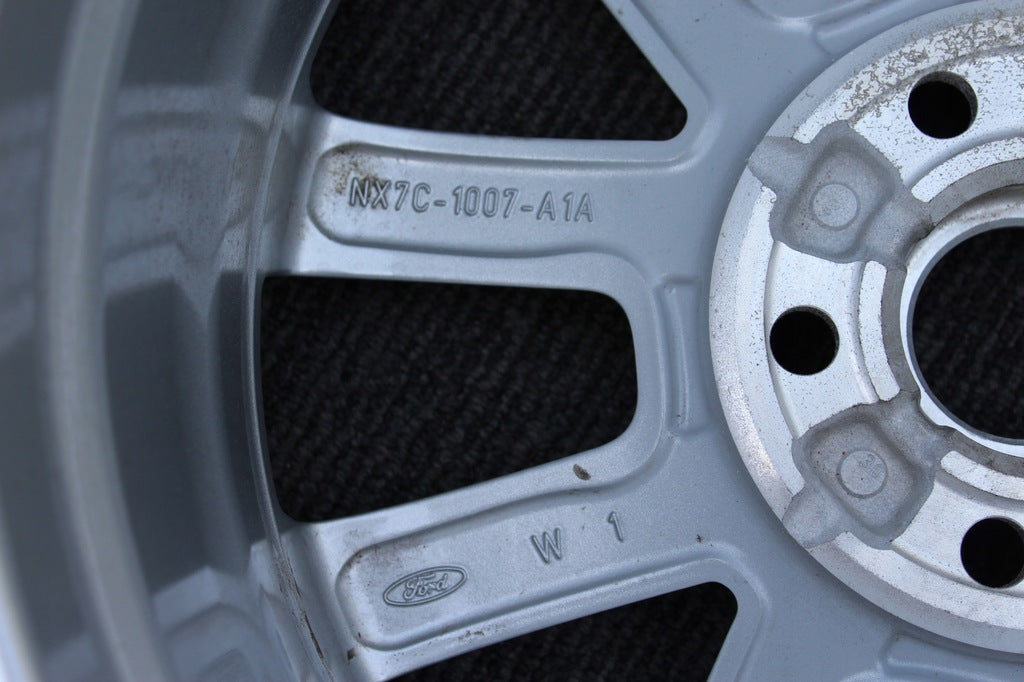 1x Alufelge 16 Zoll 6.5" 5x108 50ET Glanz Silber NX7C-1007-A1A Ford Focus FEL5369357940lv