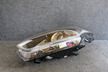 Laden Sie das Bild in den Galerie-Viewer, Frontscheinwerfer Hyundai III Ceed J792111010 LED Ein Stück (Rechts oder Links) SCH5423129695to