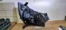 Load image into Gallery viewer, Frontscheinwerfer Renault Master III 260607867R Links Scheinwerfer Headlight