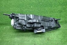 Laden Sie das Bild in den Galerie-Viewer, Frontscheinwerfer Ford Kuga III LV4B-13E017-AN Links Scheinwerfer Headlight SCH7220227064tg