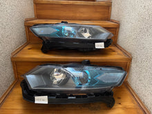 Load image into Gallery viewer, Frontscheinwerfer Honda Insight Ein Stück (Rechts oder Links) Headlight