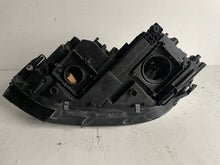 Laden Sie das Bild in den Galerie-Viewer, Frontscheinwerfer VW Van III Touran 5TB941036B LED Rechts Scheinwerfer Headlight