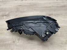 Load image into Gallery viewer, Frontscheinwerfer VW Golf Sportsvan 517941034B Xenon Rechts Headlight SCH9272727718gw