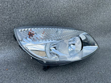 Laden Sie das Bild in den Galerie-Viewer, Frontscheinwerfer Renault Scenic 7701064130E Rechts Scheinwerfer Headlight SCH5450110594oz