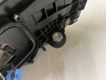 Laden Sie das Bild in den Galerie-Viewer, Frontscheinwerfer Mercedes-Benz W206 A2069062903 LED Links Headlight SCH8859569498bw