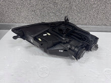 Laden Sie das Bild in den Galerie-Viewer, Frontscheinwerfer Seat Leon 5F1941007C FALSE Scheinwerfer Headlight SCH5677117564wg