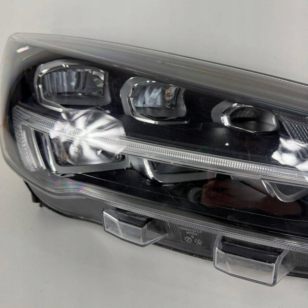 Frontscheinwerfer Ford Focus 7B13E014ED Rechts Scheinwerfer Headlight SCH3528149999xf