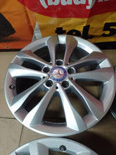 Laden Sie das Bild in den Galerie-Viewer, 4x Alufelge 17 Zoll 7.0" 5x112 48,5ET Glanz Graphit A2054018000 Mercedes-Benz Mg FEL9763299458mt