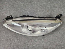 Load image into Gallery viewer, Frontscheinwerfer Mazda Premacy C513-51040 Xenon Links Scheinwerfer Headlight SCH6561574499av