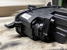 Laden Sie das Bild in den Galerie-Viewer, Frontscheinwerfer Citroën C3 III 9836161580 Full LED Rechts Headlight