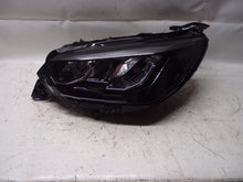 Laden Sie das Bild in den Galerie-Viewer, Frontscheinwerfer Peugeot 208 9833036380 Links Scheinwerfer Headlight