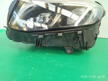 Laden Sie das Bild in den Galerie-Viewer, Frontscheinwerfer Mercedes-Benz Glc A2539065701 Ein Stück (Rechts oder Links) SCH9105136606kj
