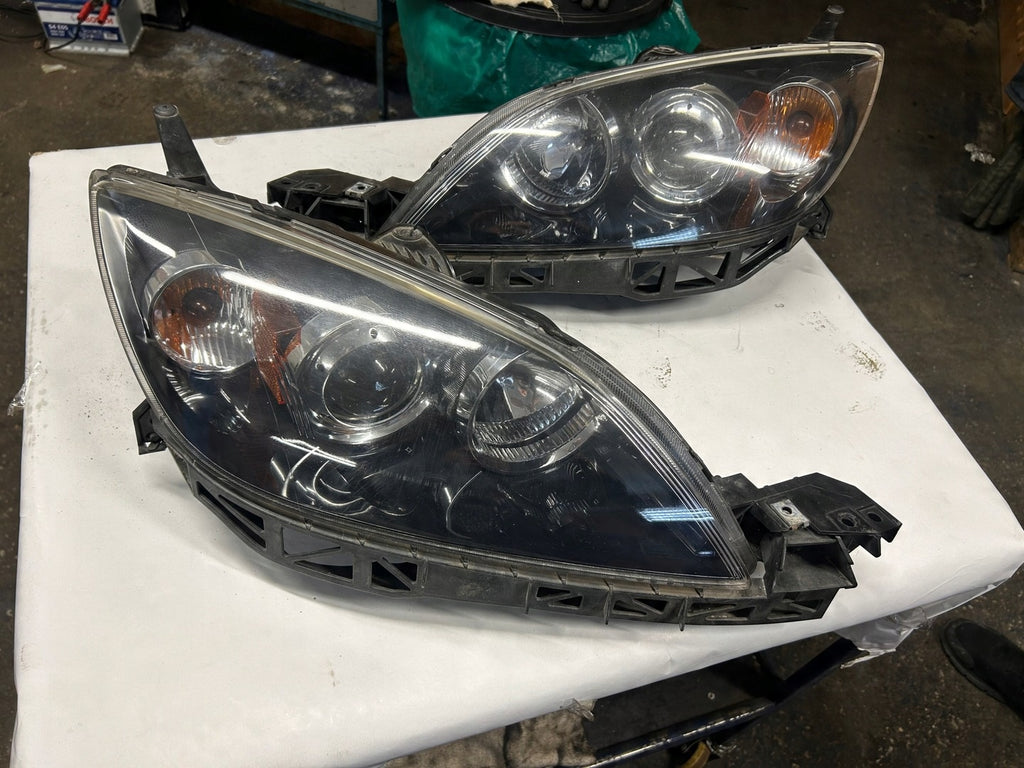Frontscheinwerfer Mazda III Ein Stück (Rechts oder Links) Scheinwerfer Headlight