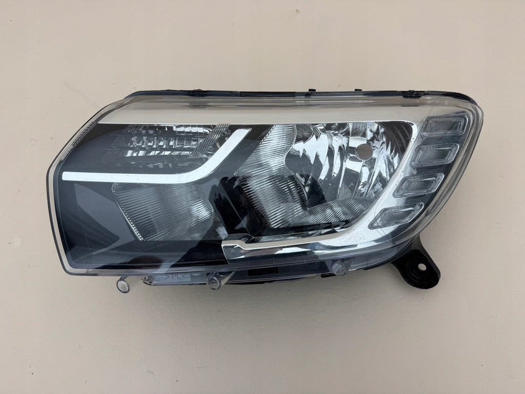 Frontscheinwerfer Dacia Sandero Logan II 260604218R Links Scheinwerfer Headlight SCH7936903257jp