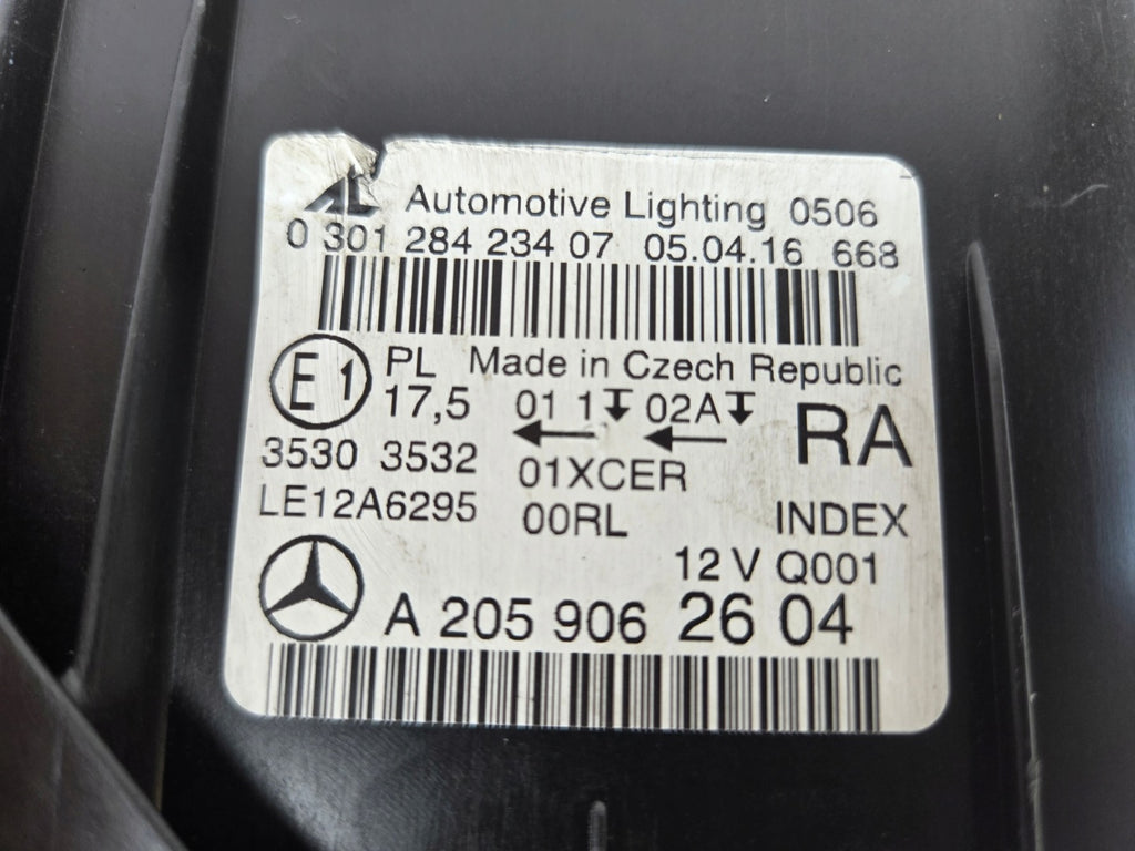Frontscheinwerfer Mercedes-Benz W205 A205 A2059062604 Rechts Headlight SCH3035717313rd