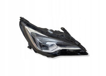 Laden Sie das Bild in den Galerie-Viewer, Frontscheinwerfer Opel Astra 7963200003 Rechts Scheinwerfer Headlight SCH9951176466kr