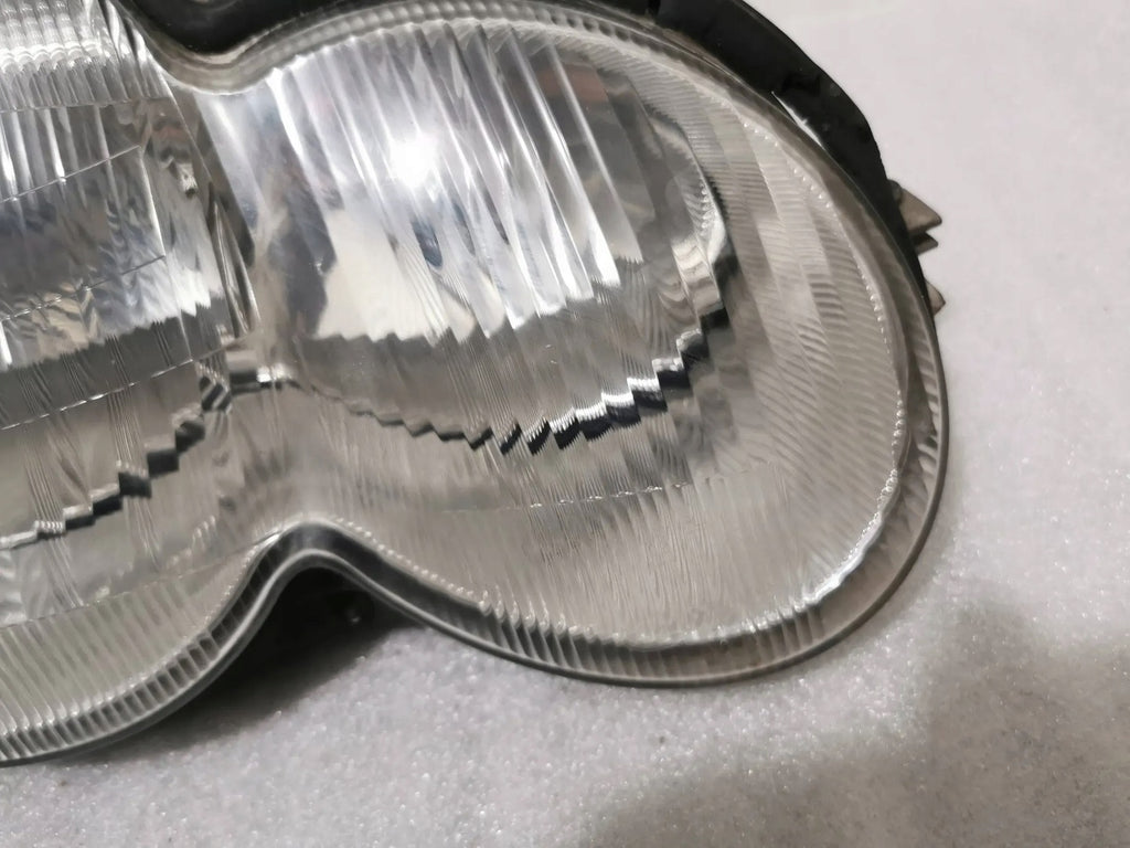 Frontscheinwerfer Mercedes-Benz Coupe Rechts Scheinwerfer Headlight