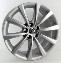 Laden Sie das Bild in den Galerie-Viewer, 4x Alufelge 18 Zoll 8.0" 5x112 30ET Glanz Silber 6867338 BMW 4 Rim Wheel FEL8637172693wc