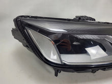 Load image into Gallery viewer, Frontscheinwerfer Audi A4 B9 8W0941012 LED Rechts Scheinwerfer Headlight