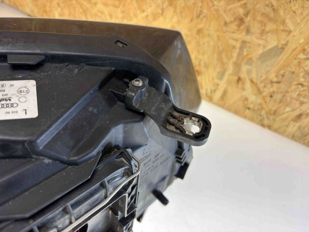 Frontscheinwerfer Audi Q5 8R0941005C Xenon Ein Stück (Rechts oder Links)