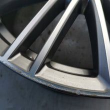 Load image into Gallery viewer, 1x Alufelge 17 Zoll 7.5" 5x120 43ET Glanz 6879185 BMW 1 F21 F20 Rim Wheel FEL6737896655dv
