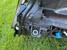 Laden Sie das Bild in den Galerie-Viewer, Frontscheinwerfer Mercedes-Benz Eqc A2939062801 LED Rechts Headlight SCH1458841444ng