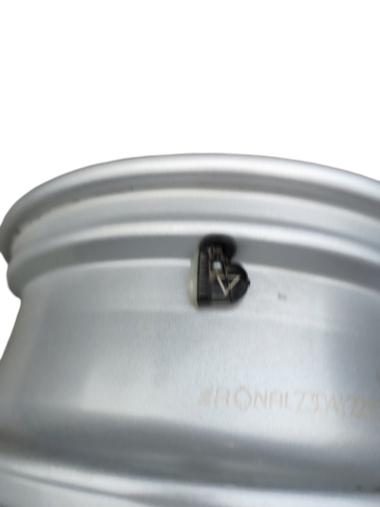 1x Alufelge 16 Zoll 6.5" 4x108 47 5ET Glanz Silber H1BJ-1007-C1A Ford Fiesta FEL7420363339kb