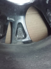 Load image into Gallery viewer, 1x Alufelge 16 Zoll 6.0" 5x114.3 Toyota 4 Yaris Rim Wheel FEL9176122124vs