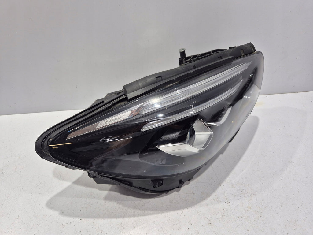 Frontscheinwerfer Mercedes-Benz W247 A2479061405 LED Rechts Headlight SCH5250752331zh