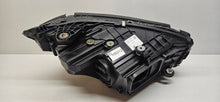 Laden Sie das Bild in den Galerie-Viewer, Frontscheinwerfer Mercedes-Benz W206 A2069061103 LED Links Headlight SCH2238638565br