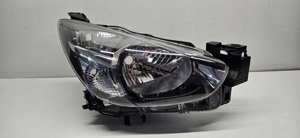 Frontscheinwerfer Mazda II DB5J-51030 Rechts Scheinwerfer Headlight