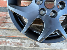 Laden Sie das Bild in den Galerie-Viewer, 1x Alufelge 17 Zoll 6.5&quot; 6x120 50ET Ford Transit Custom Rim Wheel