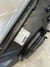 Laden Sie das Bild in den Galerie-Viewer, Frontscheinwerfer Porsche Cayenne 7P5941030 Xenon Rechts Scheinwerfer Headlight SCH5584782528ob