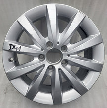 Laden Sie das Bild in den Galerie-Viewer, 1x Alufelge 16 Zoll 6.5&quot; 5x112 49ET A2464010500 Mercedes-Benz W176 W246