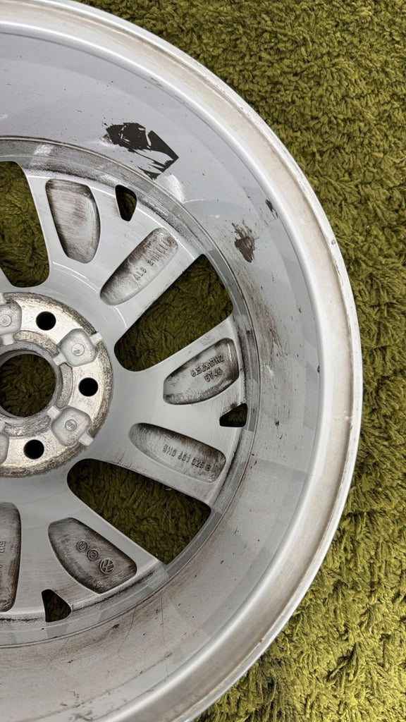 1x Alufelge 17 Zoll 6.5" 5x112 46ET Silber 5H0601025B VW Golf VIII I Rim Wheel FEL3961093978jx