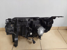 Laden Sie das Bild in den Galerie-Viewer, Frontscheinwerfer Renault Alaskan LED Rechts Scheinwerfer Headlight