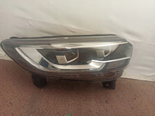 Load image into Gallery viewer, Frontscheinwerfer Renault Kadjar 260101637 Full LED Rechts Headlight SCH4442366483tl