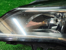 Laden Sie das Bild in den Galerie-Viewer, Frontscheinwerfer Opel Astra K 39047198 Links Scheinwerfer Headlight SCH9825974716yp