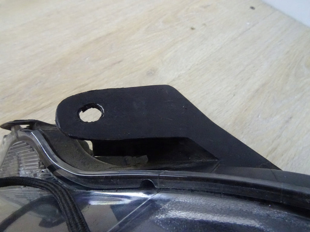 Frontscheinwerfer Toyota Yaris Links Scheinwerfer Headlight