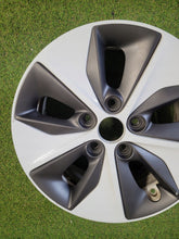 Load image into Gallery viewer, 1x Alufelge 16 Zoll 6.5&quot; 5x114.3 52910G7200 Hyundai Rim Wheel