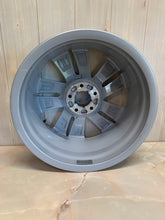 Load image into Gallery viewer, 1x Alufelge 17 Zoll 7.0" 5x108 46ET 9810098577 Citroën Jumpy Expert Traveller FEL5503723809eo