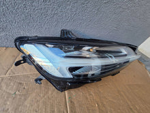 Laden Sie das Bild in den Galerie-Viewer, Frontscheinwerfer Volvo V60 32338003 Rechts Scheinwerfer Headlight SCH7786890502yf