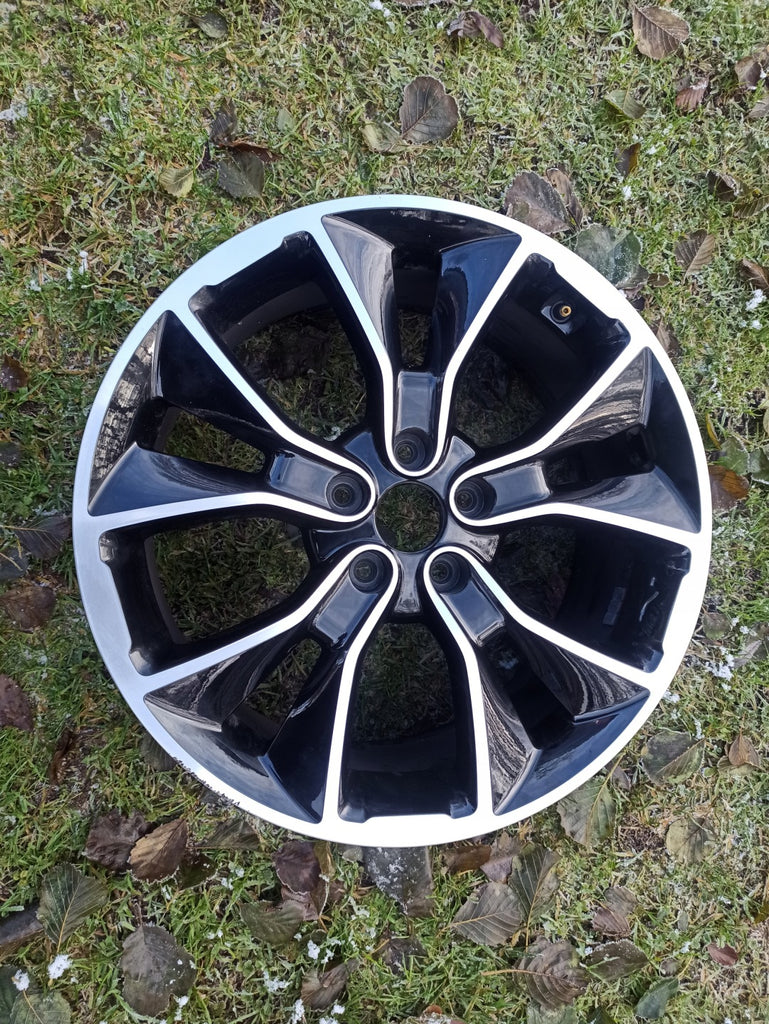 1x Alufelge 19 Zoll 5x114.3 Hyundai I Rim Wheel FEL5484167738qi