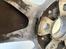 Laden Sie das Bild in den Galerie-Viewer, 1x Alufelge 15 Zoll 5.5&quot; 5x112 6855101 Mini F56 F55 Rim Wheel