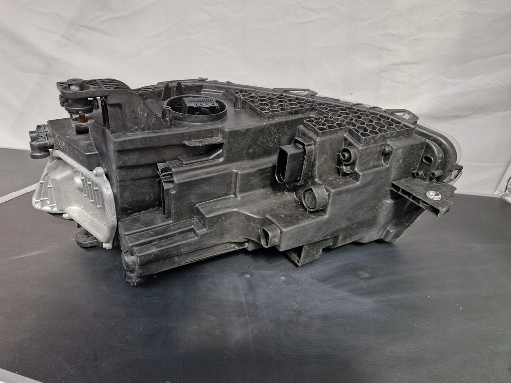 Frontscheinwerfer VW Caddy 2K8941036E Rechts Scheinwerfer Headlight SCH6818751779sy
