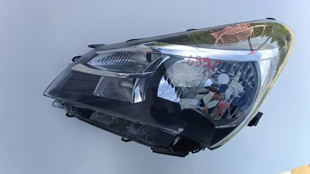 Frontscheinwerfer Toyota Yaris LED Ein Stück (Rechts oder Links) Headlight SCH5569096101cc
