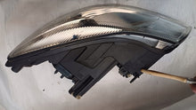 Laden Sie das Bild in den Galerie-Viewer, Frontscheinwerfer Skoda Octavia II 1Z1941015G Xenon Links Scheinwerfer Headlight SCH1208296790wa