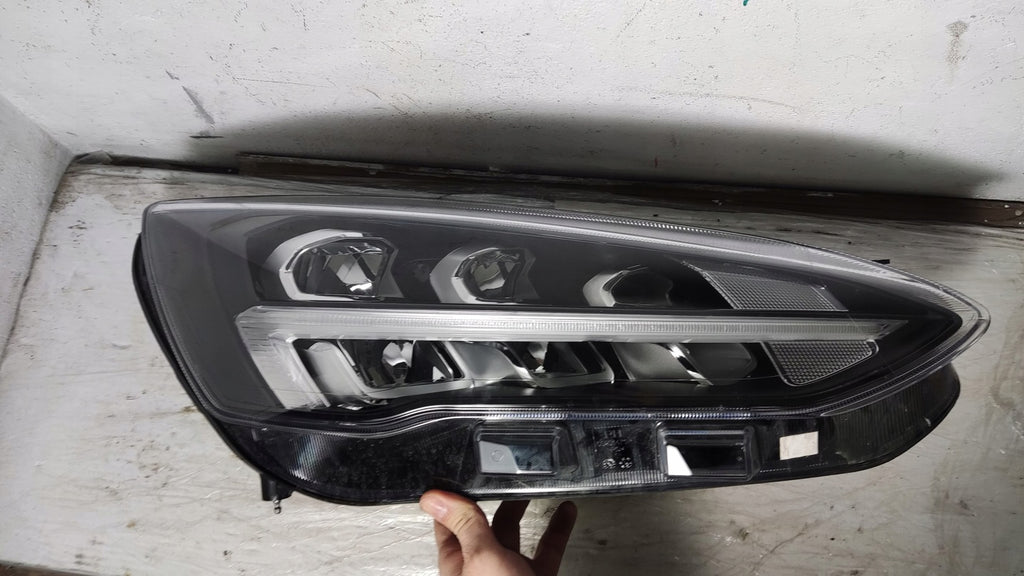 Frontscheinwerfer Ford Focus MX7B-13E014-EB LED Rechts Scheinwerfer Headlight